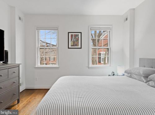 659 Columbus St, Alexandria VA  22314-1848 exterior