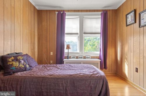 744 New Holland Ave, Lancaster PA 17602-2136 exterior