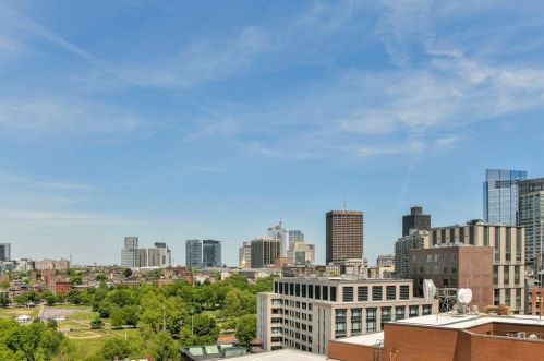 1 Charles St, Boston MA exterior