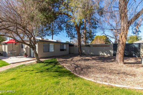 1118 Colter St, Phoenix AZ 85018-1640 exterior