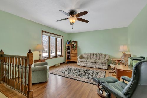 302 10 St, Sartell MN 56377-1170 exterior