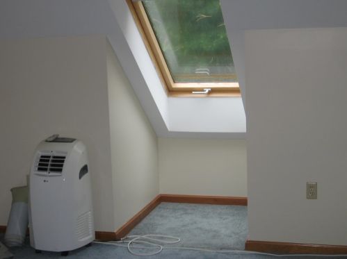 23 Bluffs Dr, Concord NH  03303-1580 exterior