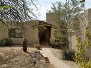 25256 11th Ave, Phoenix, AZ 85085-2896