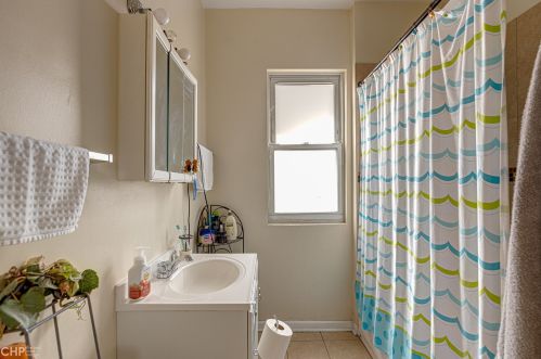 2415 Kildare Ave, Chicago IL 60629-4935 exterior