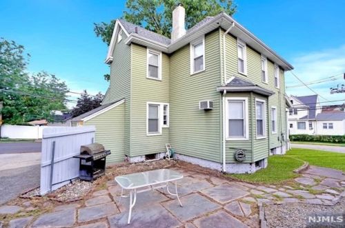 111 Burton Ave, Hasbrouck Heights NJ 07604-1803 exterior