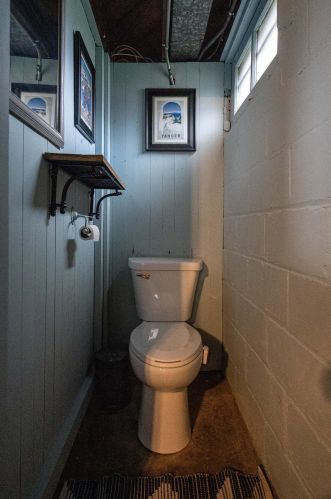 1374 58, Milwaukee WI 53214-5111 exterior