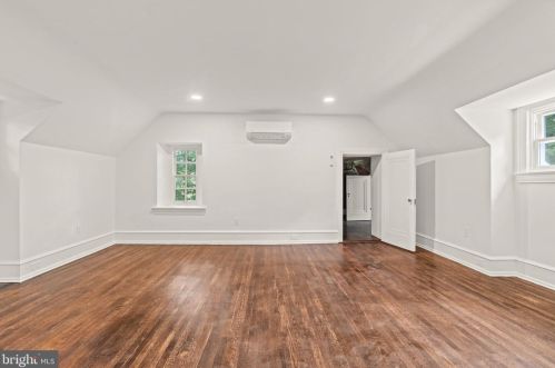 6424 City Ave, Philadelphia PA 19151-2410 exterior