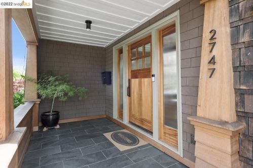 2747 Fulton St, Berkeley CA 94705-1031 exterior