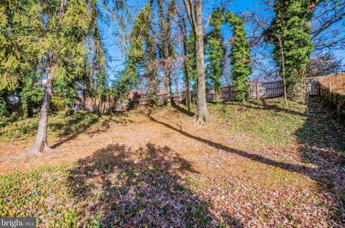 8921 2 Ave, Silver Spring MD 20910-2149 exterior