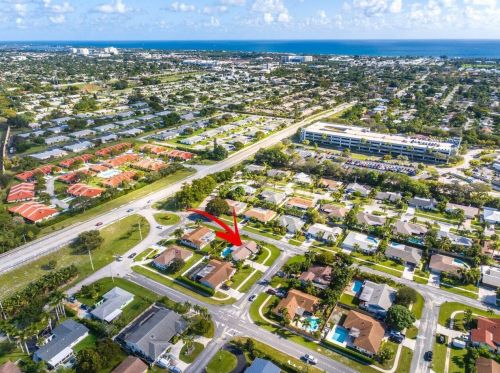 555 24 Ave, Boynton Beach FL 33426-8788 exterior