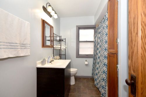 2921 Monitor Ave, Chicago IL 60634-1743 exterior