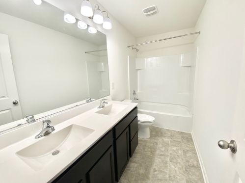 1325 Prairie Creek Trl, Joliet IL 60431-7764 exterior