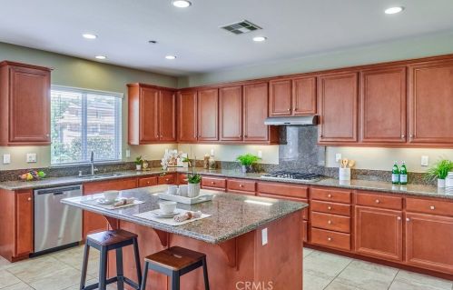 44329 Marcelina Ct, Temecula CA 92592-1391 exterior