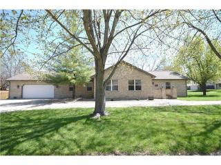 200 Viburnum Dr, Belleville, IL 62226-1077