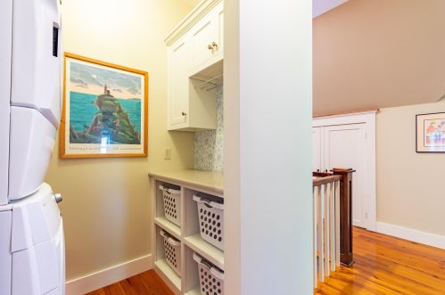 79 Mtn Rd, Concord NH 03301-6902 exterior