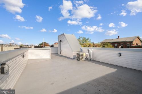 241 Allen St, Philadelphia PA  19125-4103 exterior