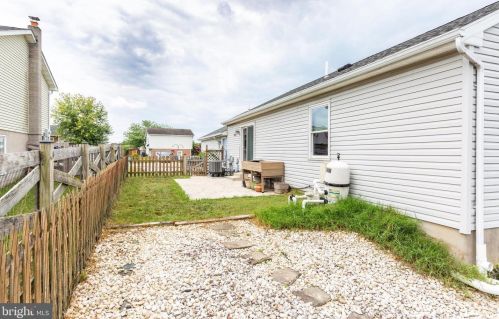 453 Columbus Ave, Littlestown PA 17340-1519 exterior