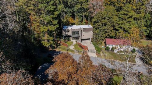 643 Larchmont Cir, Atlanta GA  30318-7117 exterior