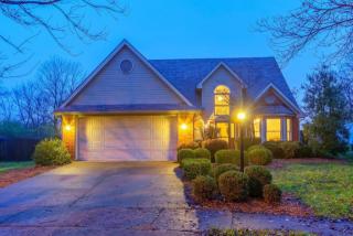 3068 Glenwood Dr, Lexington, KY 40509-2325