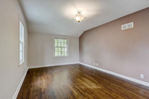 4318 Alpine Ave, Milwaukee WI  53211-1411 exterior