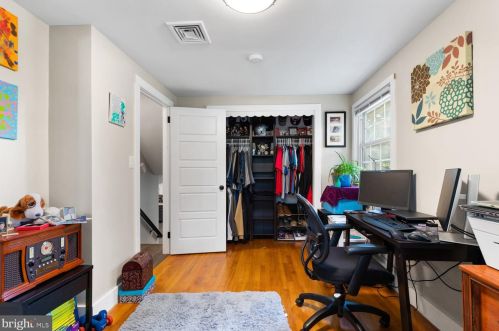 1826 Northbrook Dr, Lancaster PA 17601-5026 exterior