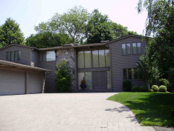 20 Laurus Ln, Newton, MA 02459-3138