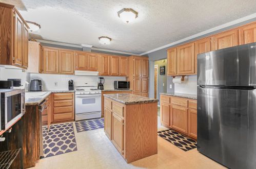 4348 112 St, Grant MI 49327-8774 exterior