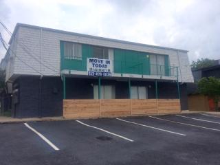 7304 Duval St, Austin TX  78752-2632 exterior