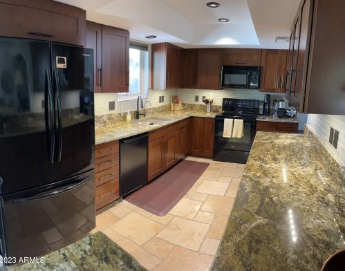 25414 Sedona Dr, Chandler AZ  85248-6636 exterior