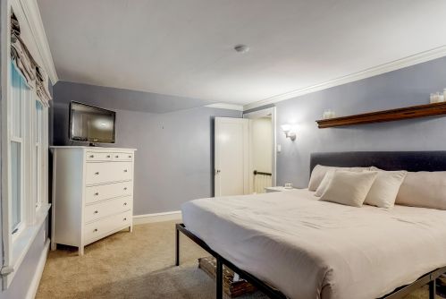 4112 Downer Ave, Milwaukee WI  53211-1713 exterior