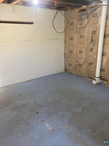 5385 Samuelson Rd, Duluth MN 55811-9789 exterior