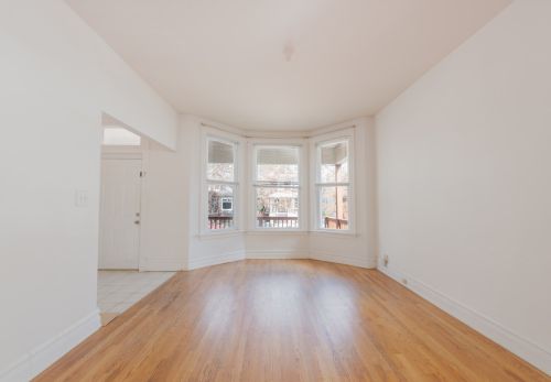 4210 Ridgeway Ave, Chicago IL 60659-1128 exterior