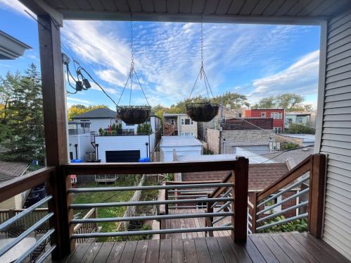 2740 Agatite Ave, Chicago IL 60706-4726 exterior