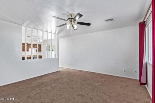 2953 Bluefield Ave, Phoenix, AZ 85053-1126