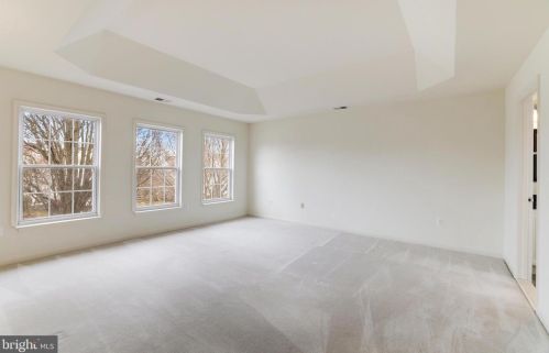 43195 Parkers Rdg Dr, Leesburg VA 20176-5132 exterior