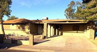 2931 40th Ln, Phoenix, AZ 85019-4317