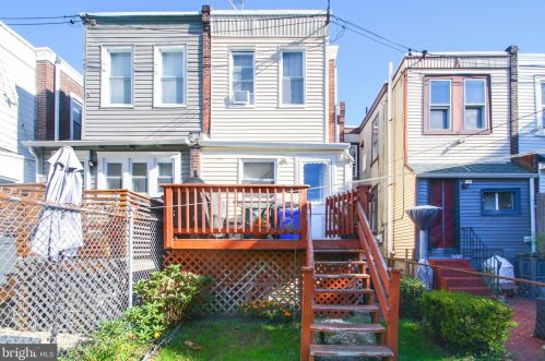 7132 Bryan St, Philadelphia PA 19119-1635 exterior