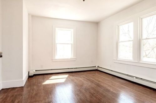 870 Wilbraham Rd, Springfield MA  01109-2015 exterior