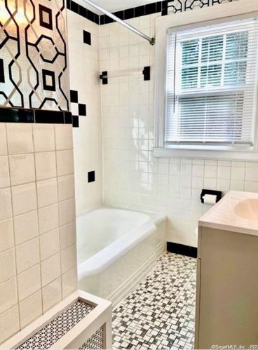 305 Mcclintock St, New Britain CT  06053-2016 exterior