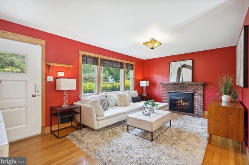 5602 Justis Pl, Alexandria VA 22310-1325 exterior