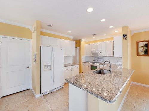 11903 Knightsbridge Ln, Fort Pierce FL 34987-2730 exterior