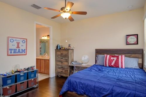 6606 Marbella Dr, Naples FL 34105-5040 exterior