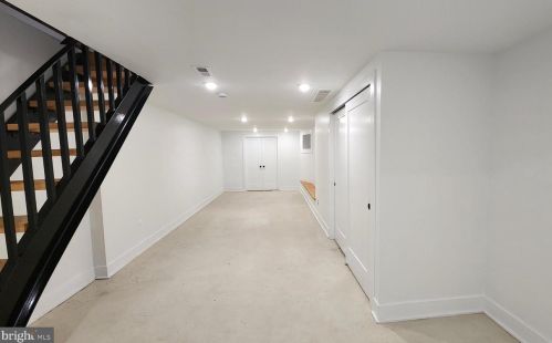 5421 Cedar Ave, Philadelphia PA 19143-1952 exterior