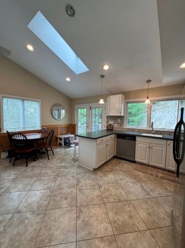 528 Essex Ave, Gloucester MA 01930-2005 exterior