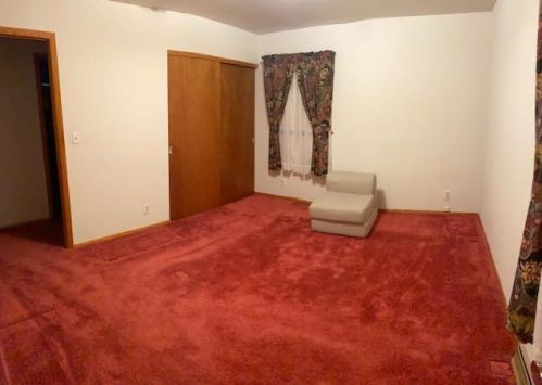 8424 Cheyenne St, Milwaukee WI 53224-4805 exterior