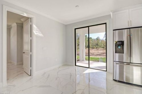 2923 27 Ave, Naples FL 34116-7607 exterior