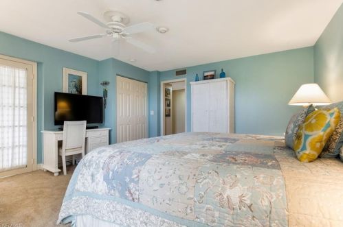 3115 Boca Ciega Dr, Naples FL 34112-6105 exterior