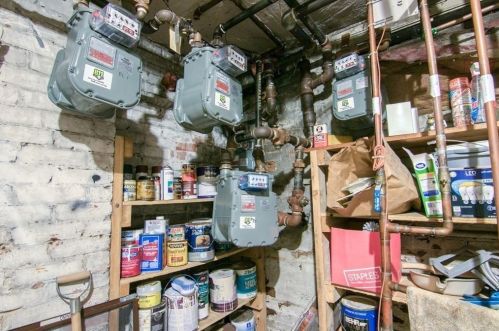 78 Maple St, Springfield MA 01105-1858 exterior