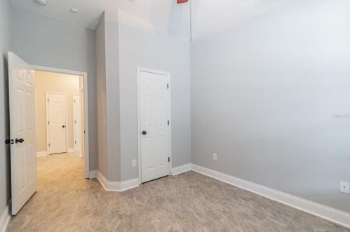 8814 Cypress Hammock Dr, Tampa FL  33614-8100 exterior