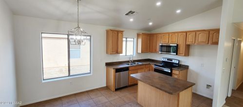 7832 Hidden Places Loop, Tucson AZ  85756-8488 exterior